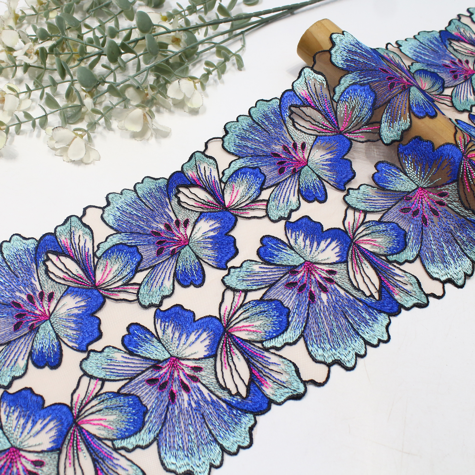 How to Choose the Right Embroidery Lace Trim for Lingerie